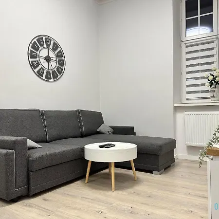 Anchor Apartment